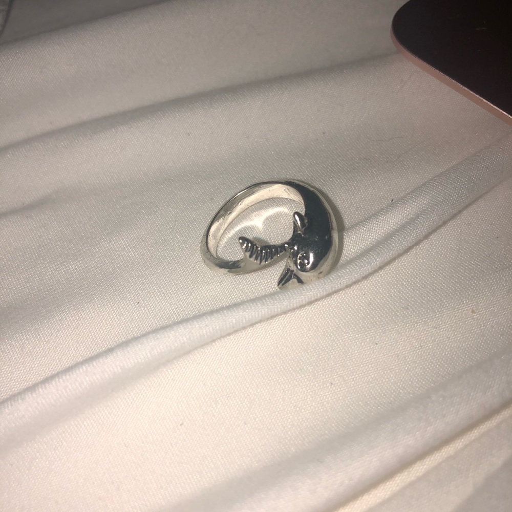 Dolphin Ring
